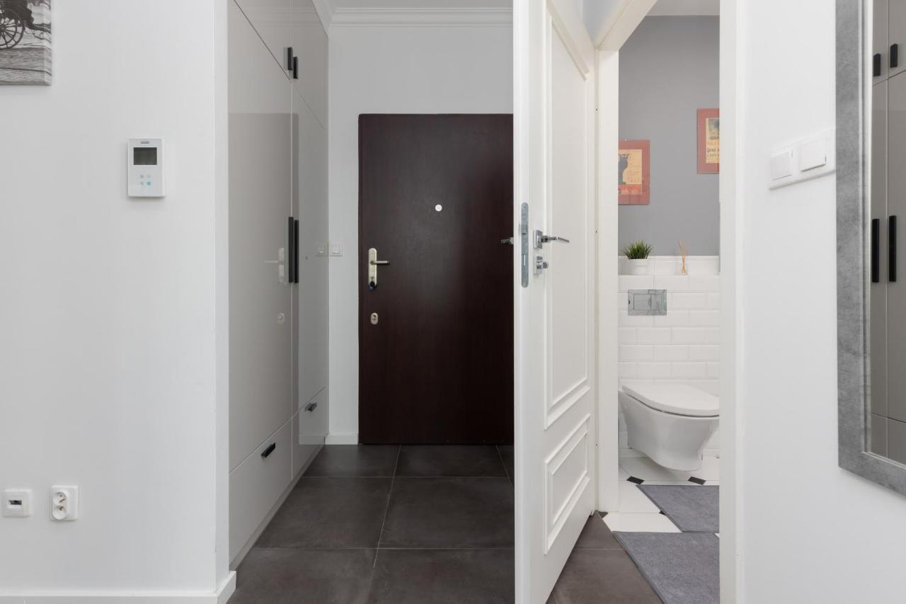 Warsaw Ursynow Apartment With Balcony By Noclegi Renters Exterior photo