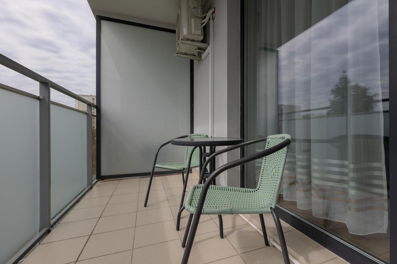 Warsaw Ursynow Apartment With Balcony By Noclegi Renters Exterior photo